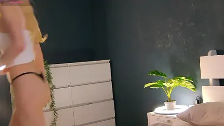 Mozaly webcam model stream image