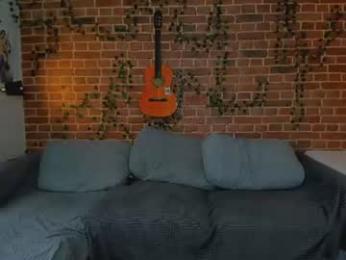 yami_yami_yami webcam model stream image
