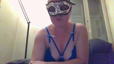 Doucette0Doudou webcam model stream image