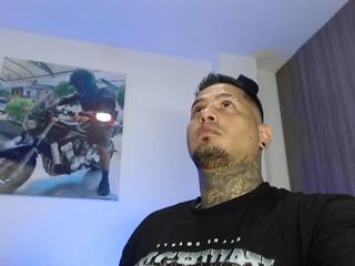 Apolo Strongman webcam flirt4free model stream image