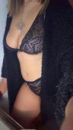 Violetta2022 webcam model stream image