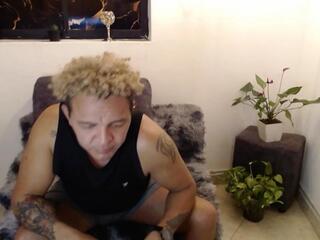 Deiby Venez webcam flirt4free model stream image