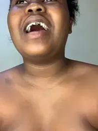 Imagen del stream de TThickblackpussy1 en Stripchat