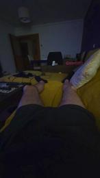Gusy2710 webcam cam4 model stream image