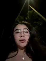 vaneelee webcam model stream image