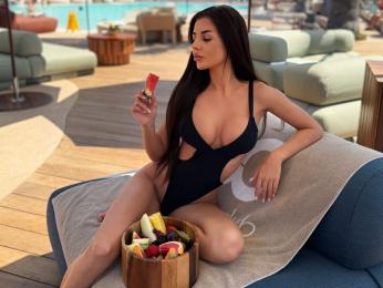 TessaMaven webcam model stream image