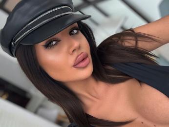 TessaMaven webcam model stream image