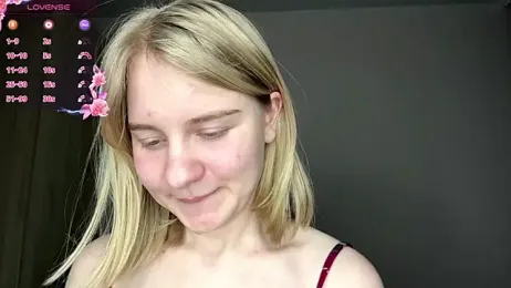 OdelinaFicken webcam model stream image