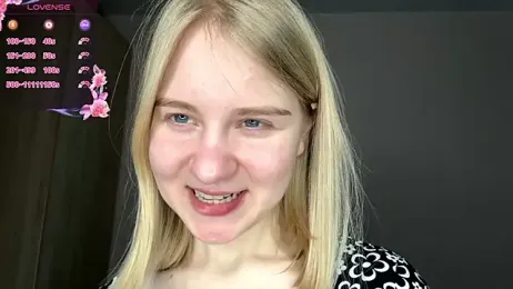 OdelinaFicken webcam model stream image