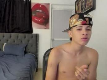 master_boy28 webcam model stream image