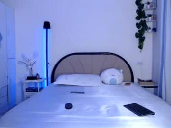 aus_thin02 webcam model stream image