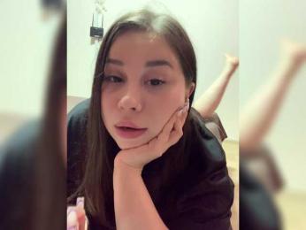 Lexxxie webcam bongacams model stream image