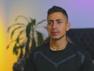 Zach Price webcam flirt4free model stream image