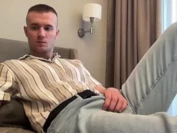 cute_skywalker webcam model stream image