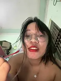 Emmiuuuu03 webcam stripchat model stream image