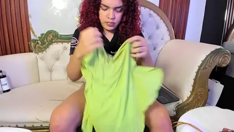 KarineWine webcam model stream image