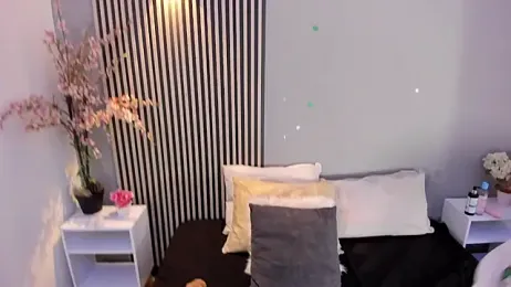 KarineWine webcam model stream image