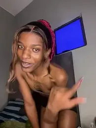 Trans_fairy webcam model stream image