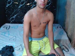 Alisson Pereira webcam model stream image