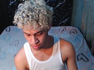 Alisson Pereira webcam model stream image