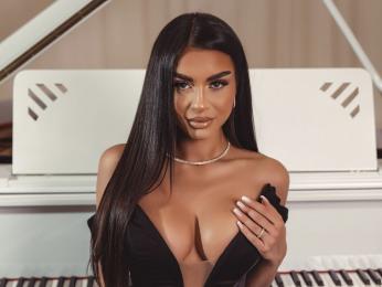 LexyNess webcam model stream image