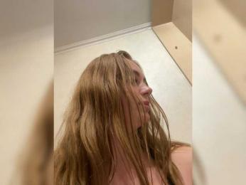 Milaniya96 webcam bongacams model stream image