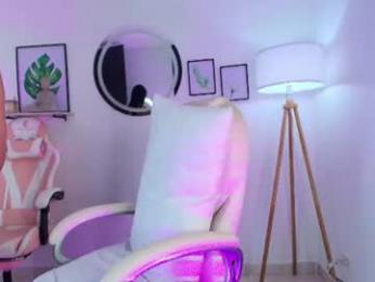 carolyne_sweet webcam chaturbate model stream image