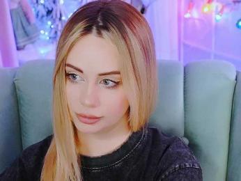 -ANN webcam bongacams model stream image