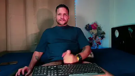 LucasGaeel webcam model stream image