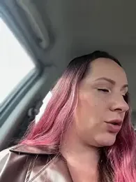 Mona_Plus webcam model stream image