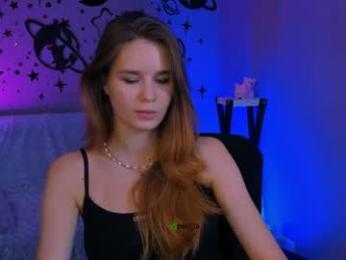 kira_so_shy webcam model stream image