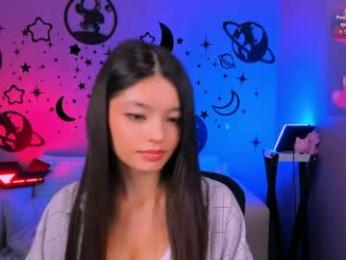 kira_so_shy webcam model stream image