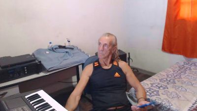 COROLAXXX webcam model stream image