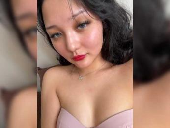 redrabbitsss webcam bongacams model stream image