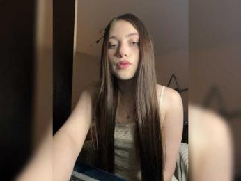 Alicedoll7 webcam bongacams model stream image