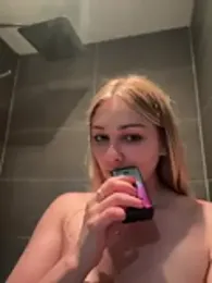 skyemorgan01 webcam model stream image