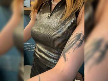 _Cocobeach_ webcam model stream image