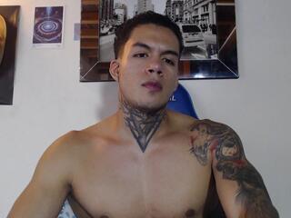 Lucifer Starr webcam model stream image