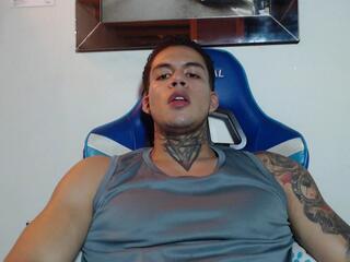 Lucifer Starr webcam model stream image