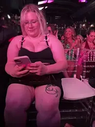 PiggyRose webcam stripchat model stream image