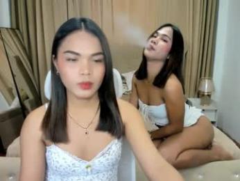 queen_arnie4utsxxx webcam chaturbate model stream image