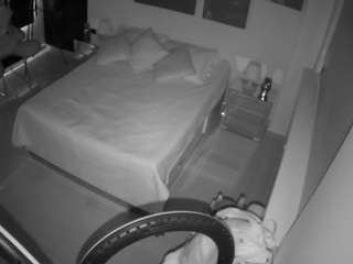 voyeurcam-casa-salsa-bedroom-13 webcam model stream image