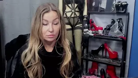 crystaLUX webcam model stream image