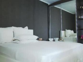 hefner_girl webcam model stream image