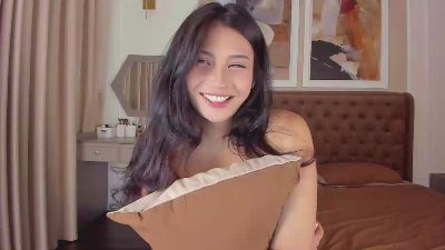 YuJina_Meow webcam model stream image