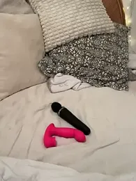 Deborahoff webcam model stream image