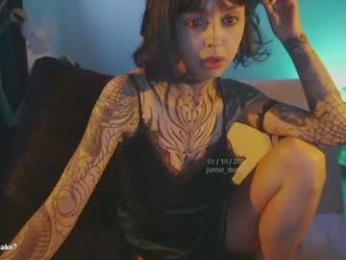 janne_maybe webcam model stream image