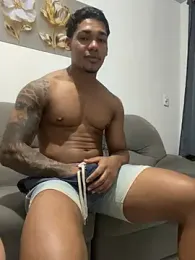 YuriCardosox79 webcam model stream image