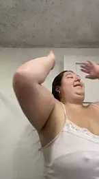 Chloee_Peach webcam model stream image