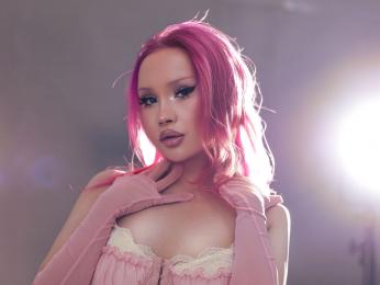 GrettaBrown webcam livejasmin model stream image